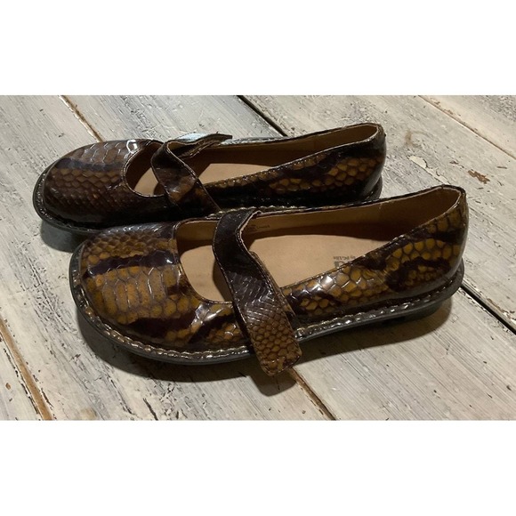 Alegria Shoes - Alegria Felice Mary Jane Shoes Womens 6-6.5 Snake Patent Leather FEL-713-151